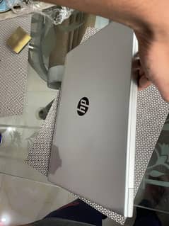 HP ProBook 450 G6 (Intel Core i5-8265U, 8GB RAM, 256GB SSD)