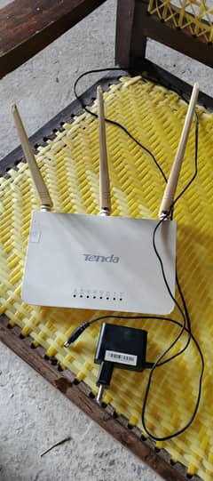 Tenda F3 Router
