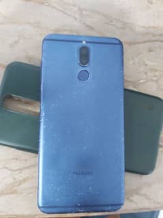 Huawei mate 10 lite all OK ha memory 4/64 ha bettery time Kamal ki ha
