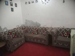 4year old 5 seater sofa set for sale good condition