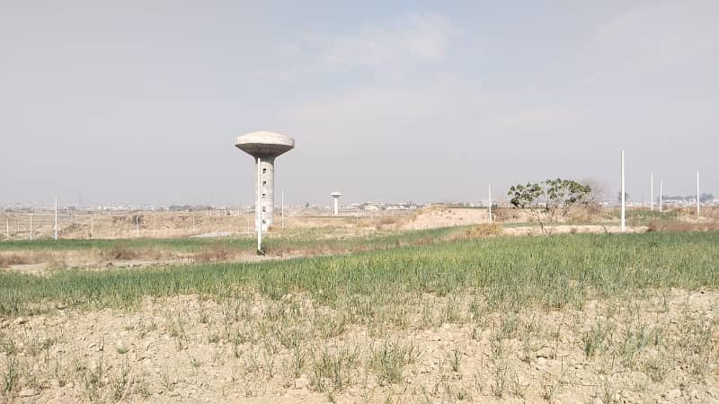 I-15/4 St 19 plot ? For Sale / Level Plot / Deal With Owner 4