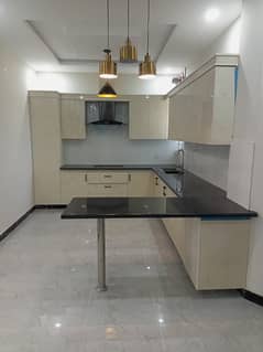 GULBERG RESIDENCIA 7m UPPER FLOOR 4 RENT