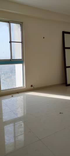 3 Bed DD, Elegant Apartment For rent