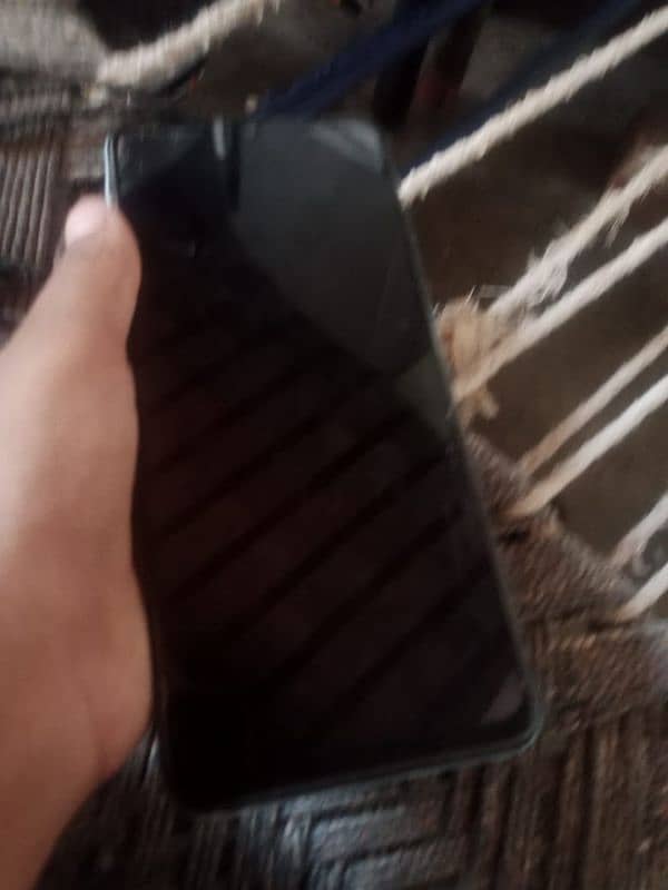 One hand use and not open 1