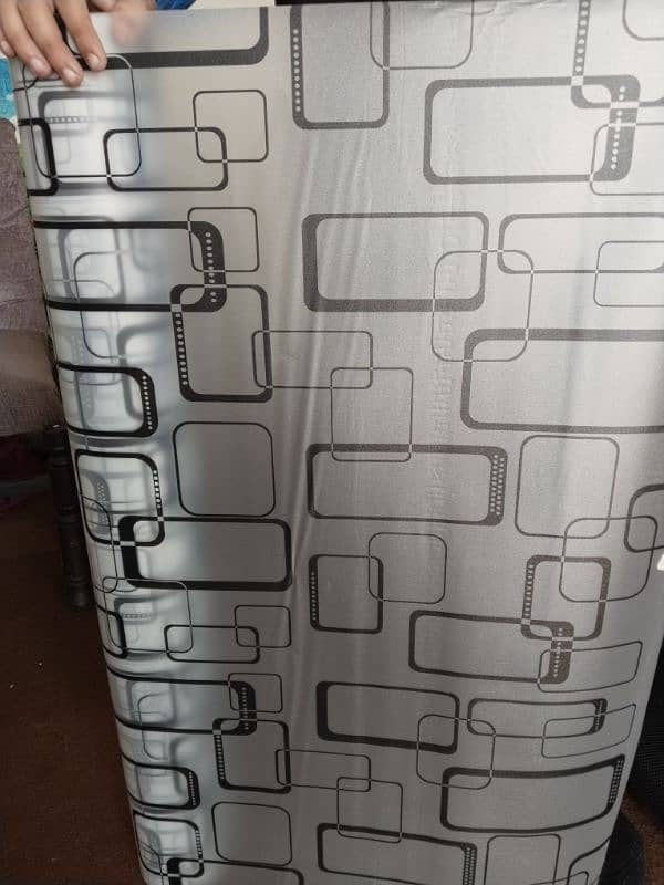 het cover glass paper, frost paper, wallpaper, roller blinds, curtains 17