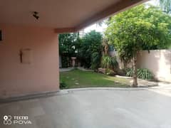 30 Marla Used Modern Design 5 Bed Room Bungalow For Sale At Prime Location Of DHA Lahore Near To Park Masjid & Commercial Market