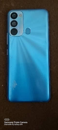 itel version 3 2gb/32gb