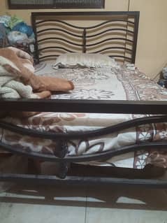 Iron bed