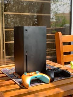 Xbox One Series X (1TB) Almost NEW