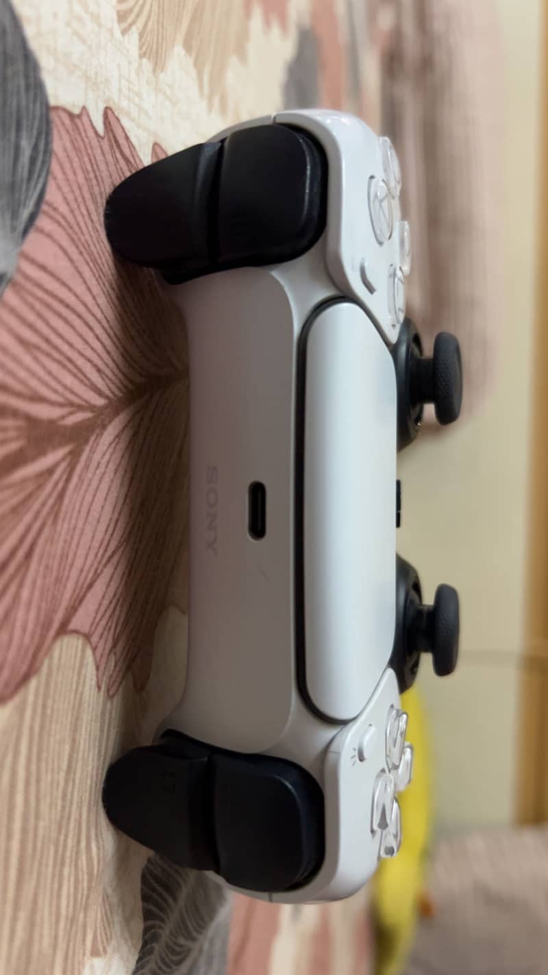 Ps5 original controller with no stick drift issue all ok 4