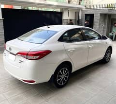 Toyota Yaris 2022 Ativ 1.3 white 100% orignal