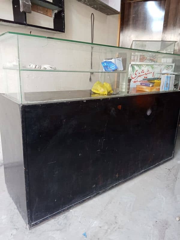 1 Computer table / 1 Counter/ 1 Bardana 2
