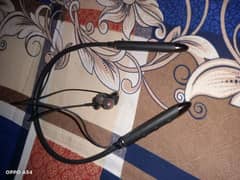 Neckband