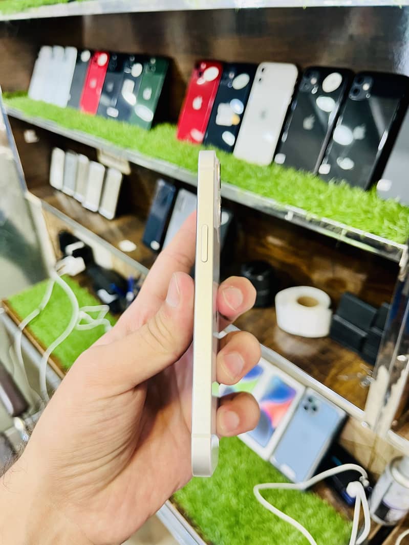 Iphone 13 128 gb PTA 4