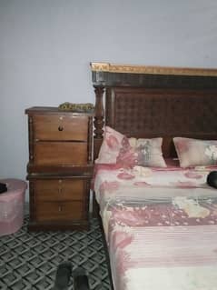 Bed dresing