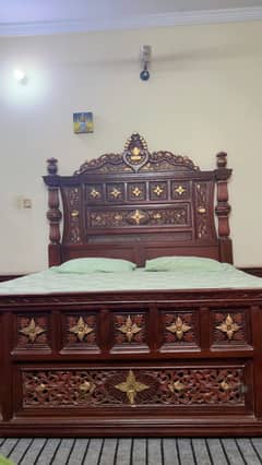 Chinioti King Bed Set with Dressing and 2 side tables
