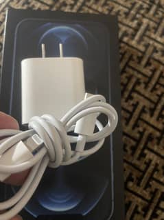 Iphone 12 pro max ka 100% Original Charger hy
