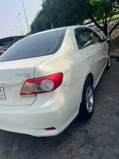 Toyota corolla e-140 2012 model