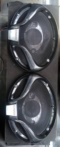 Kenwood high quality 2 Speakers