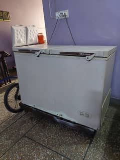 Dawlance freezer 2 door ' fridge + freezer