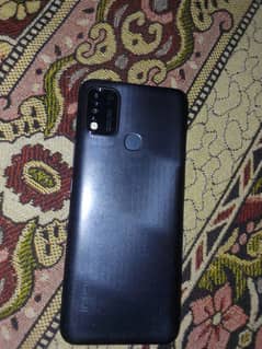 4,GB RAM or 64,GB ROM
