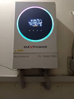 Maxpower 6kW Hybrid Inverter|10/10 condition|4 months used|With box