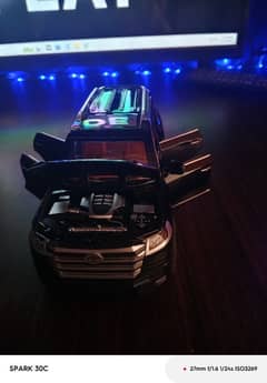 land cruiser toy car