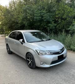 Toyota Corolla Axio 2013