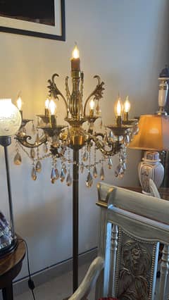 Lamps / Chandeliers / Floor lamps / Ceiling lamps