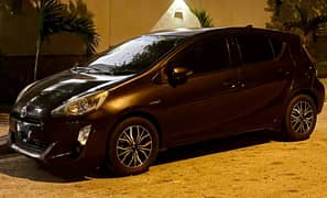Toyota Aqua (G grade)