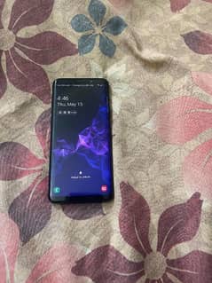 Samsung s9 in Excellent condition 10/10