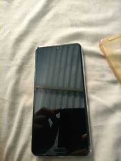 AQUOS R3