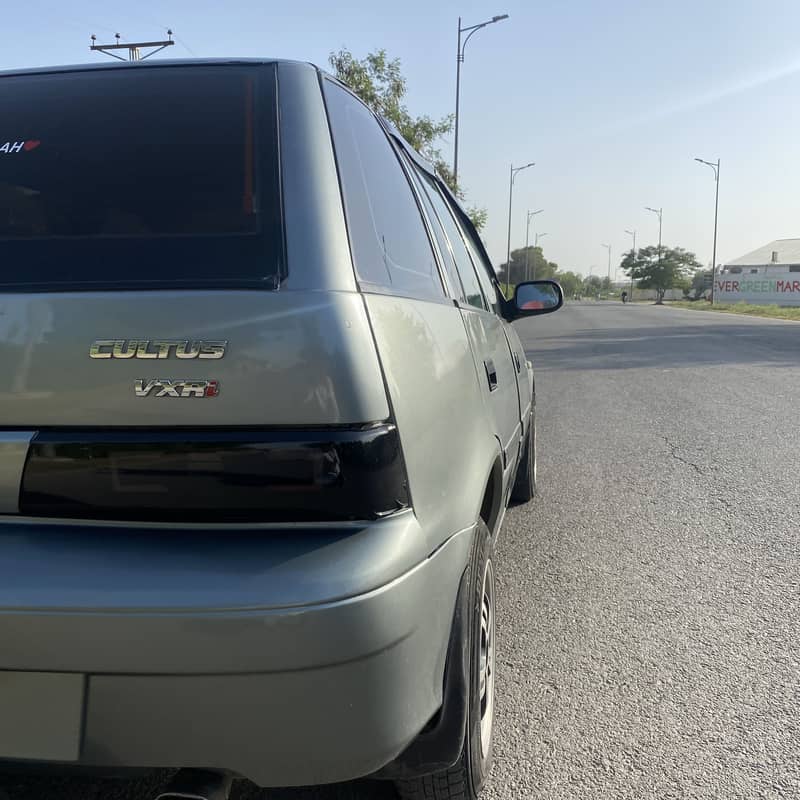 Cultus vxr 2012 model smoke green colour 6