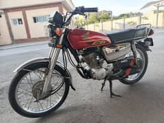 Honda 125 Special Edition in mint condition for sale.