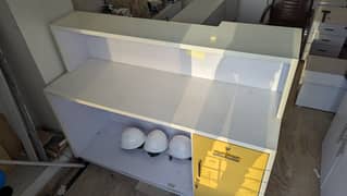 Reception Table / Front Desk Counter for Sale – Excellent Condition