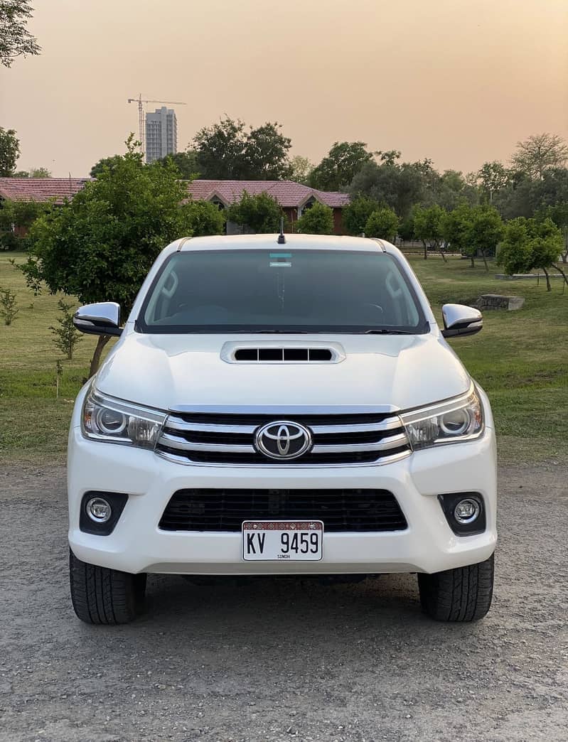 Toyota Revo 2017 Model For Sale in Islamabad 0
