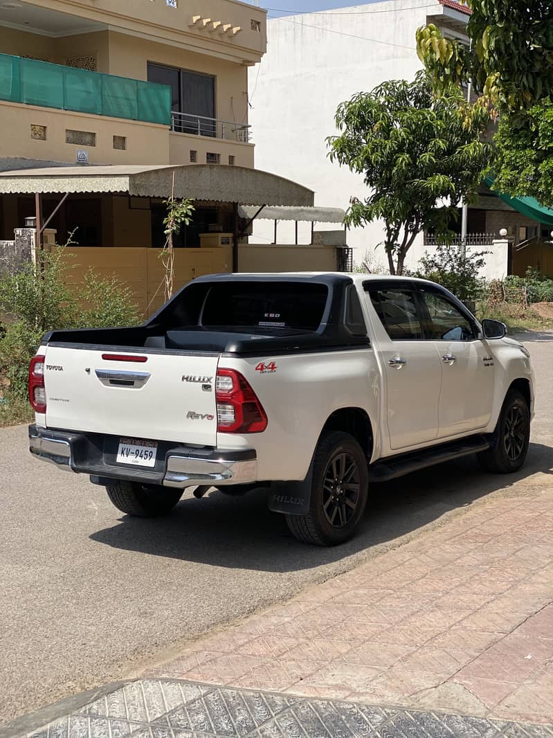Toyota Revo 2017 Model For Sale in Islamabad 8