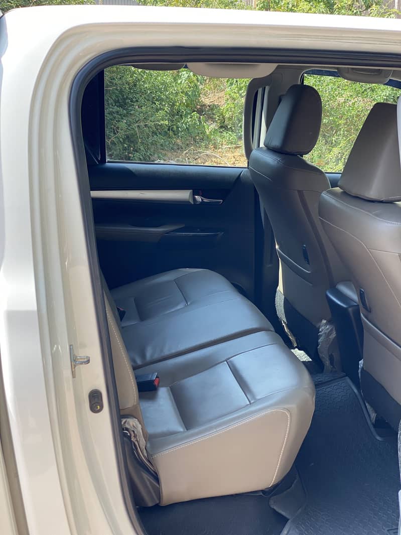 Toyota Revo 2017 Model For Sale in Islamabad 11