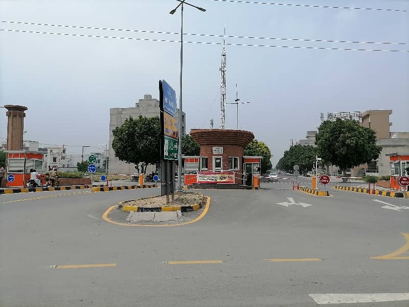 5 marla plot for sale L Block 1