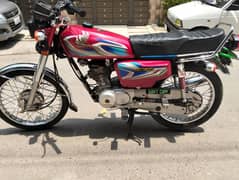 Honda 125 red colour 10/10 silencer gen parha ha first hand Bike