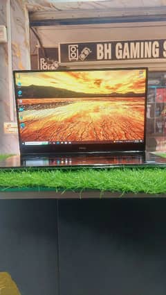 Dell XPS 9560