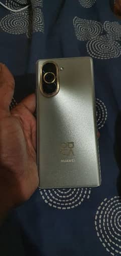 HUAWEI
