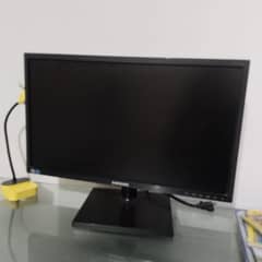 LCD Monitor Samsung 21 inch led VGA +DVI