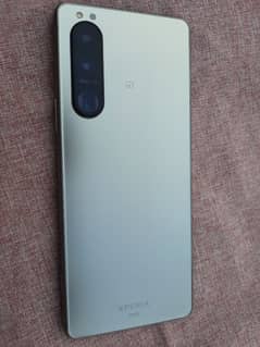 sOny's Best CAMerA PhOne.