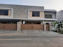 Brand New 5 Bedroom House With Very Attractive Location And Design.