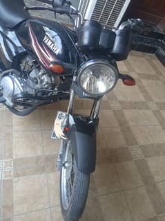 Yamaha ybr z