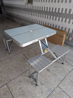 foldable Table almost brand new