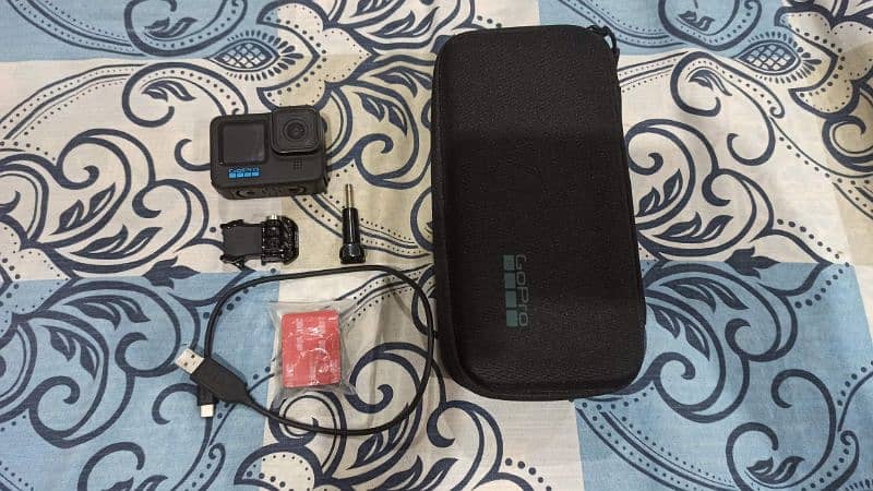Go pro Hero 10 for sale excellent condition 6