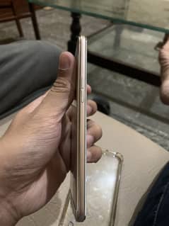 Oppo F1s