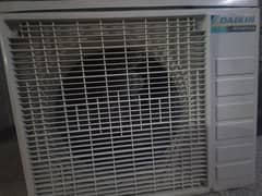 DAIKIN Dc Inverter 1 Ton